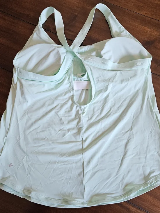HALARA Mint Green Built-In Support Tank Top - Picture 2 of 2